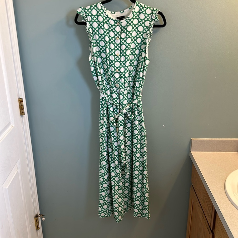 Ann Taylor, size M, green and white dress